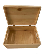 Ladda upp bild till gallerivisning, Förvaringslåda med Personlig Gravyr